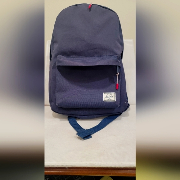 HERSCHEL NAVY BACKPACK - Picture 1 of 6